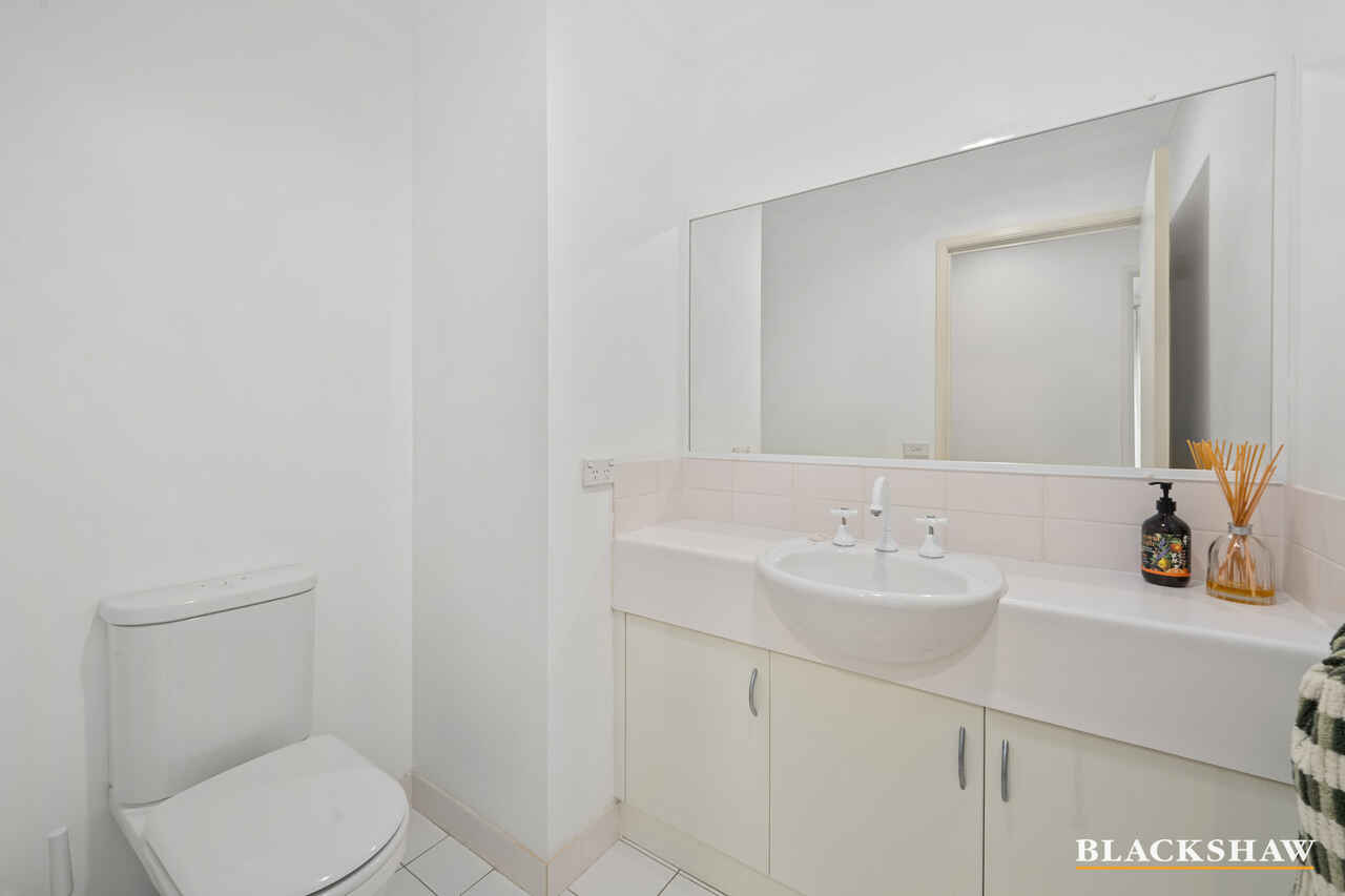 73a Monaro Crescent Griffith