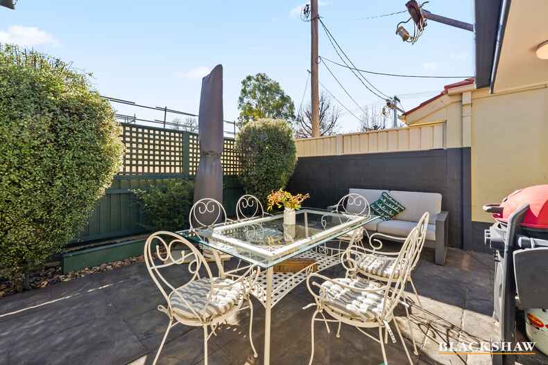 73a Monaro Crescent Griffith 73a Monaro Crescent Griffith