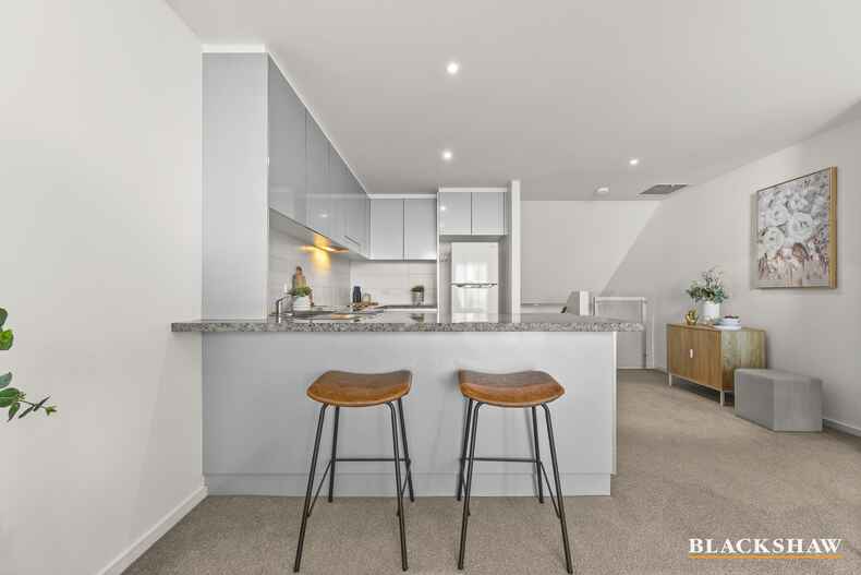 2/47 Blackall Street Barton