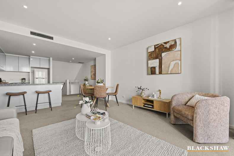 2/47 Blackall Street Barton