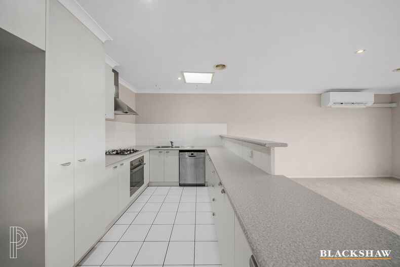 7/11 Doeberl Place Queanbeyan