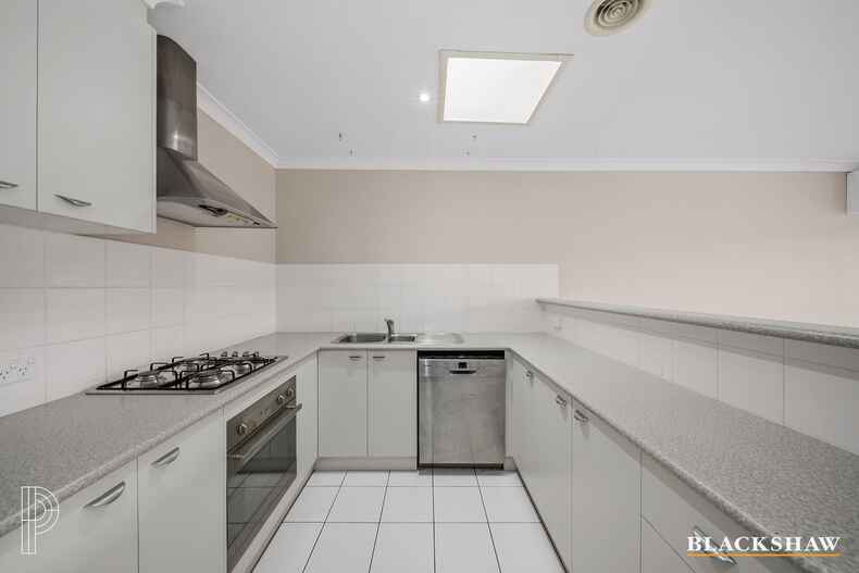7/11 Doeberl Place Queanbeyan