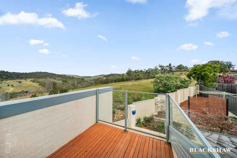 7/11 Doeberl Place Queanbeyan