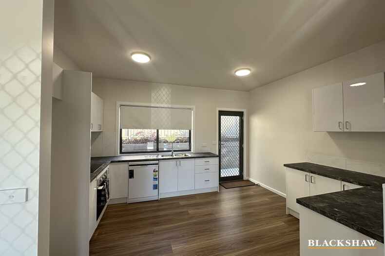 39A Karoola Crescent Surfside 39A Karoola Crescent Surfside