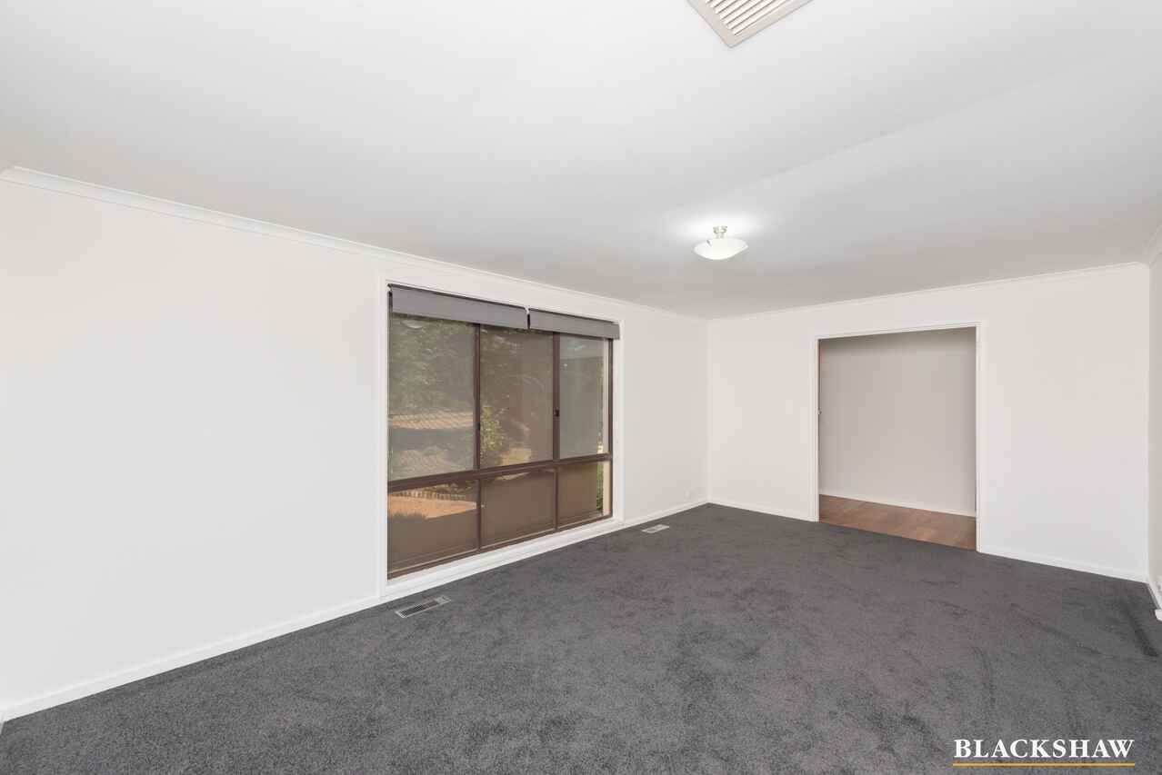 2 Keeling Place Kambah