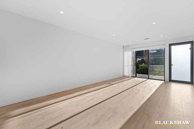 11/2 Mary Street Googong