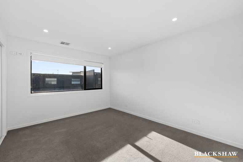 11/2 Mary Street Googong