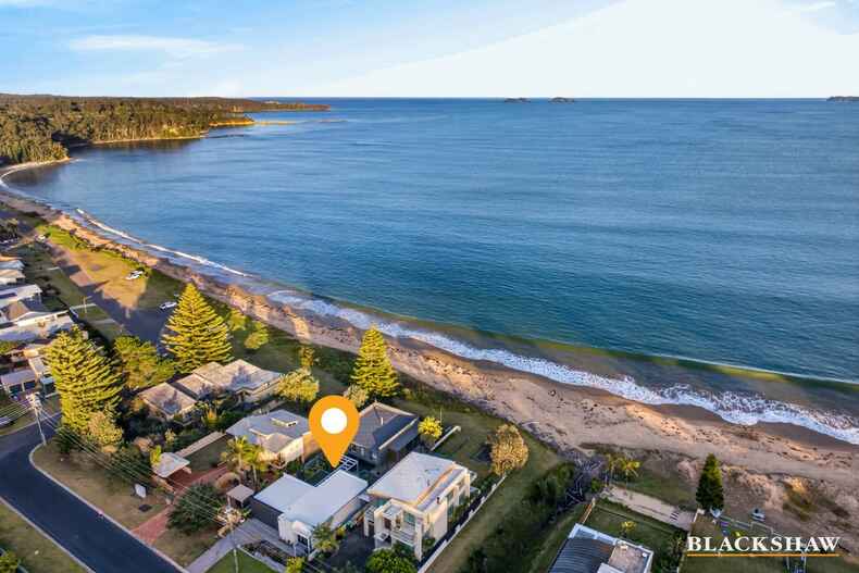 6 Sandy Place Long Beach