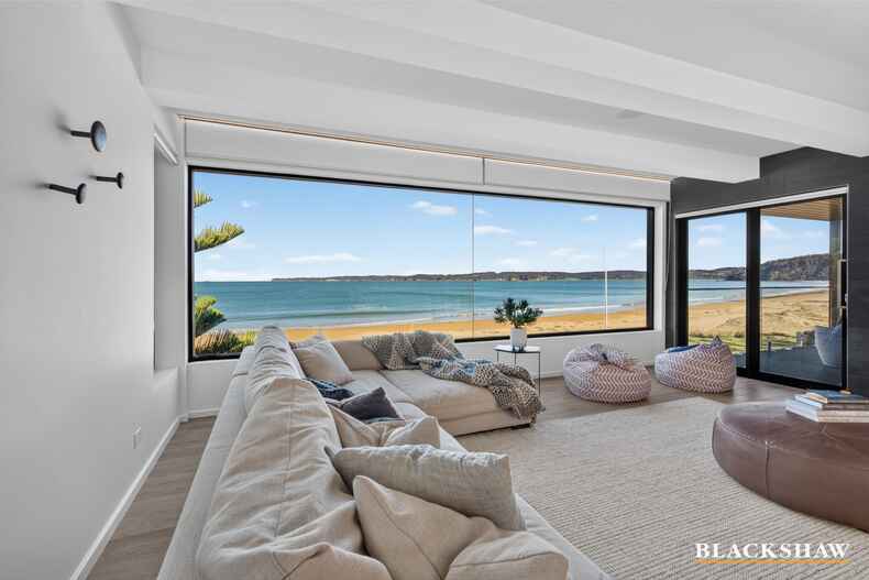 6 Sandy Place Long Beach