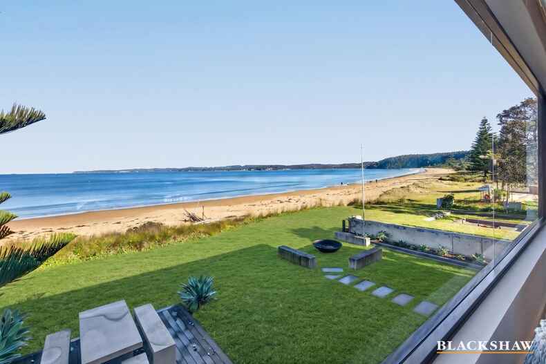 6 Sandy Place Long Beach