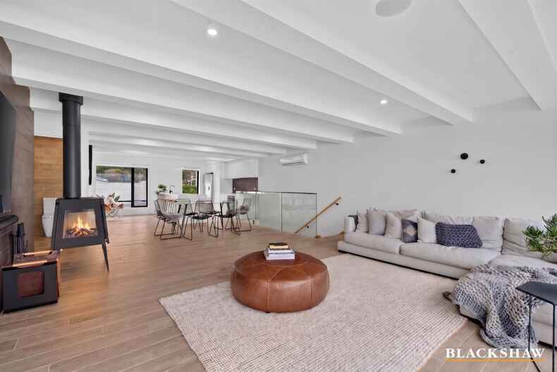 6 Sandy Place Long Beach