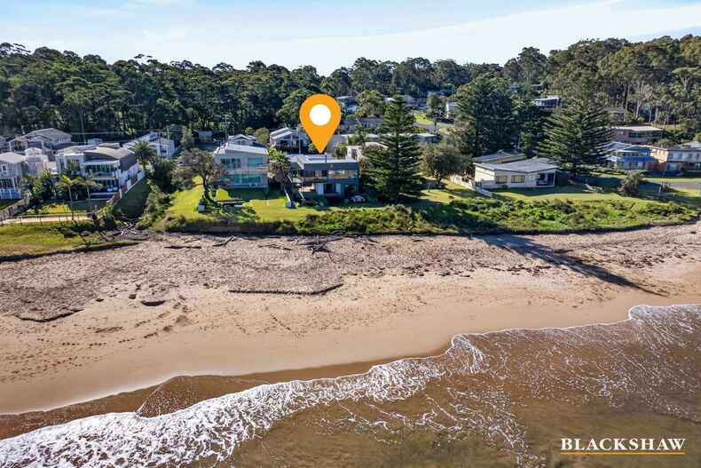 6 Sandy Place Long Beach