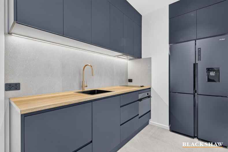 6 Sandy Place Long Beach