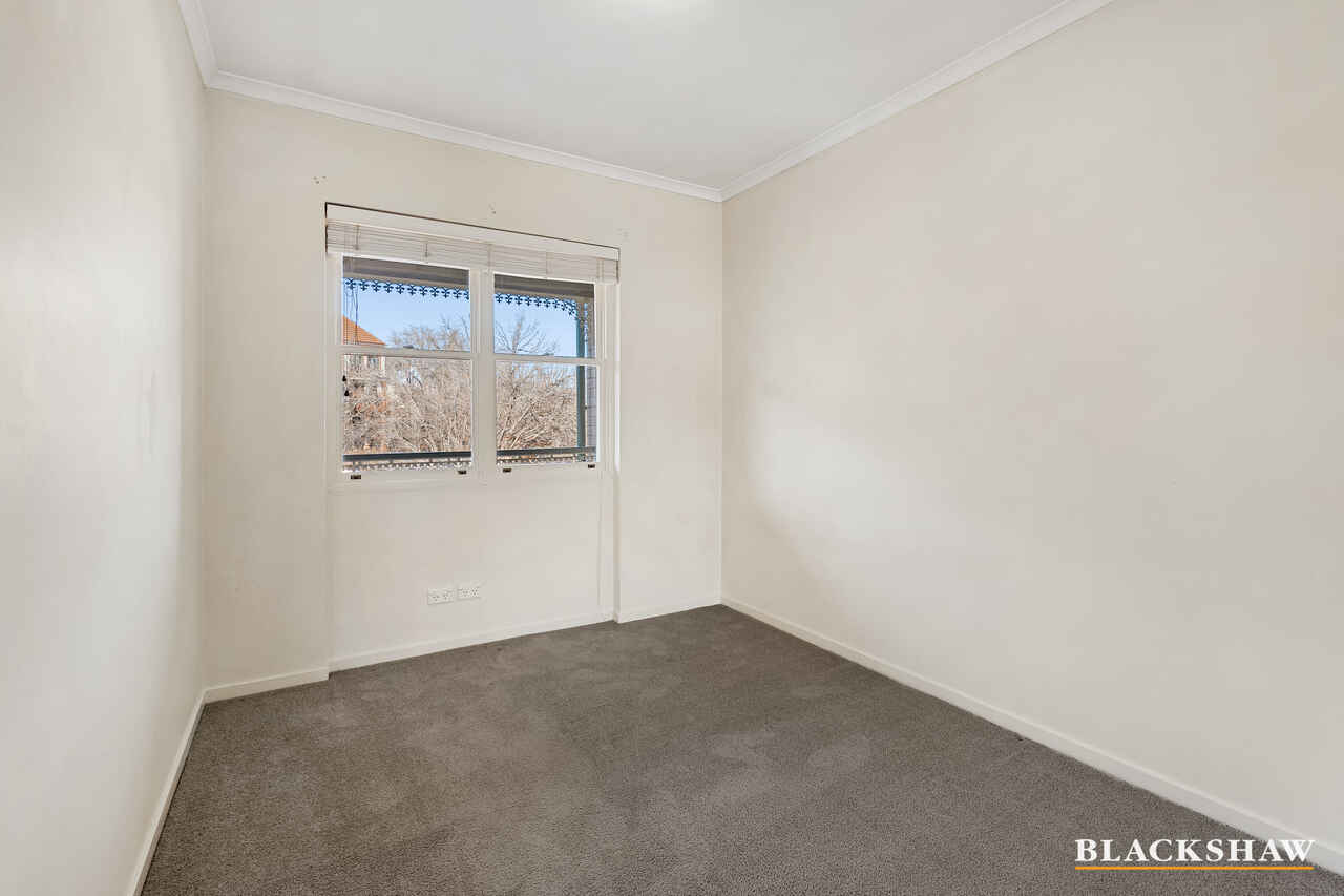 122/33 Currong Street Reid