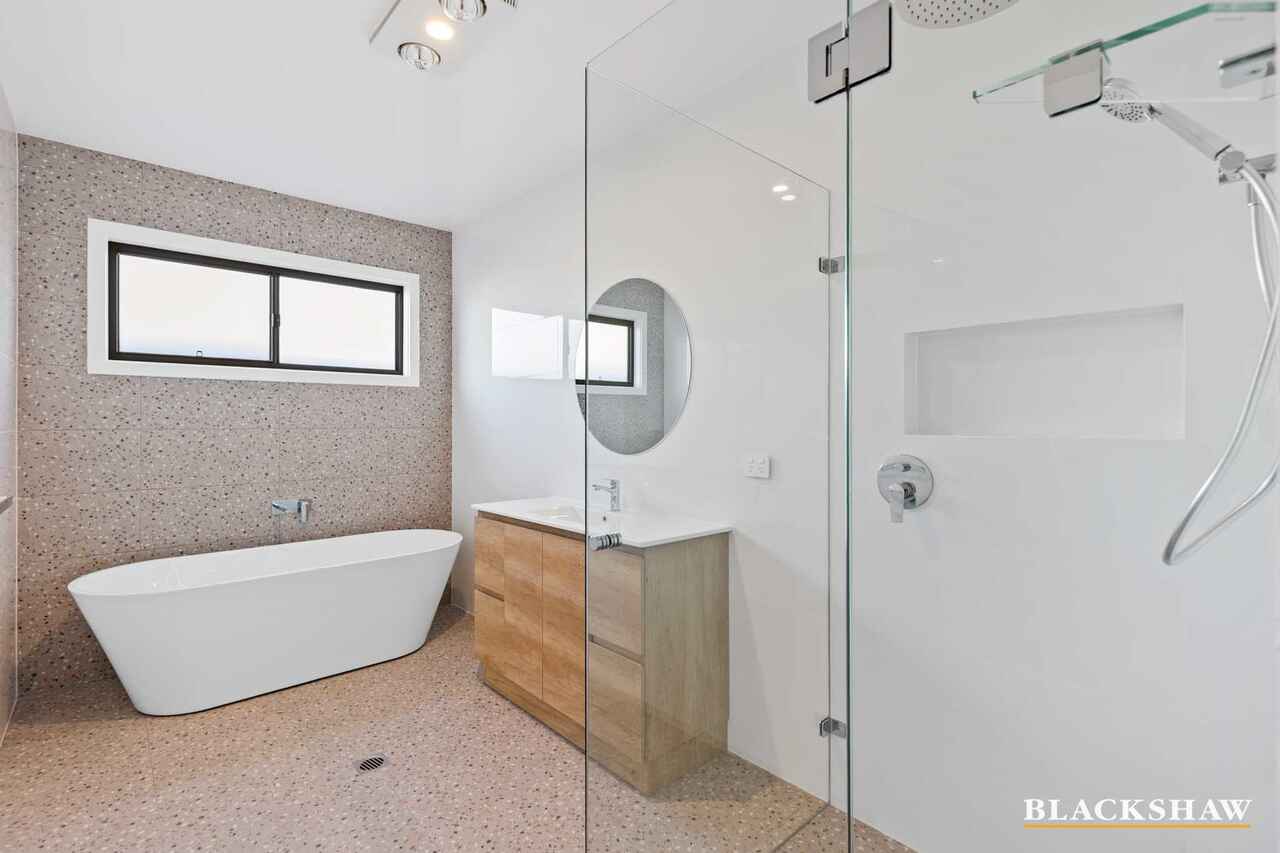 14 Pipi Close Broulee