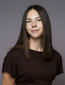 Evie Earl
