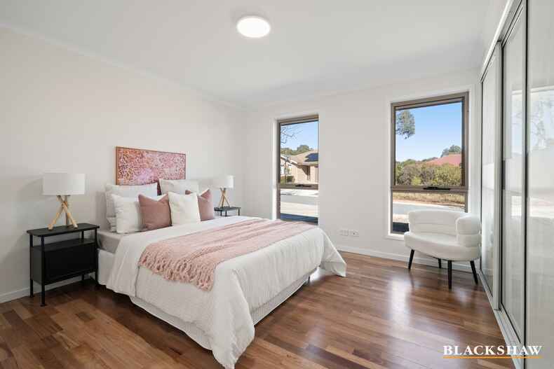 1 Herdson Place Macgregor
