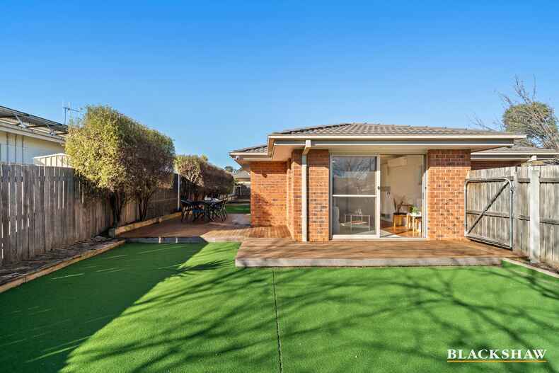 1 Herdson Place Macgregor