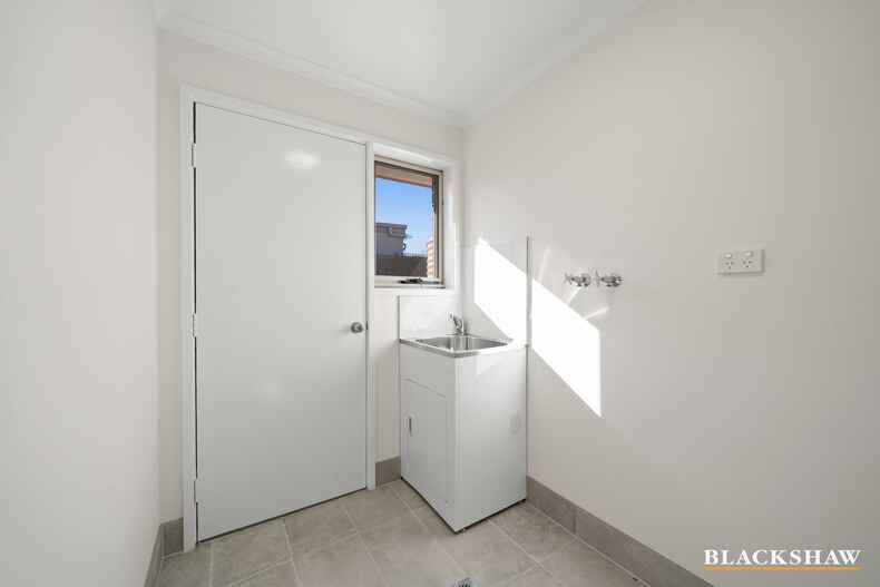 1 Herdson Place Macgregor