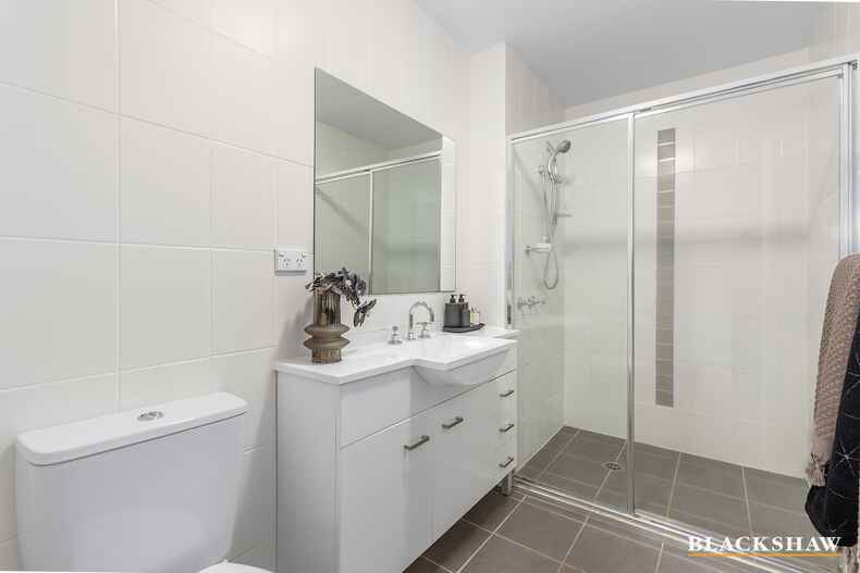 41/10 Burke Crescent Kingston
