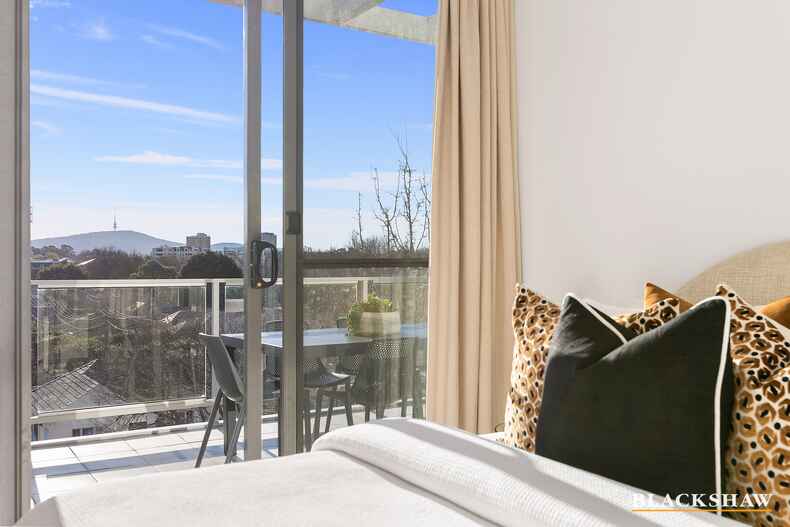 41/10 Burke Crescent Kingston