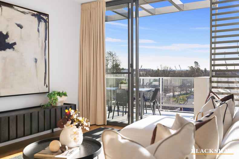 41/10 Burke Crescent Kingston