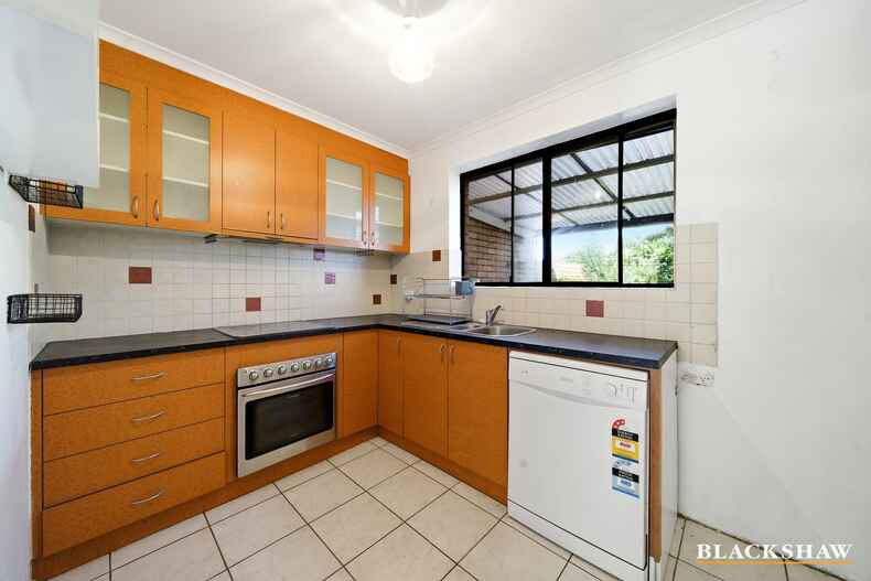 4/10 Nimmitabel Street Queanbeyan West