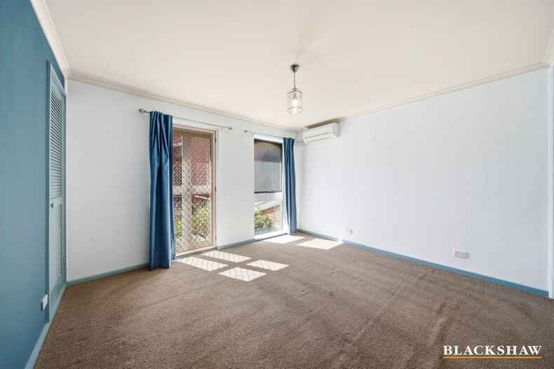 4/10 Nimmitabel Street Queanbeyan West