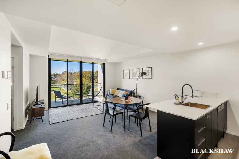 92/81 Constitution Avenue Campbell 92/81 Constitution Avenue Campbell