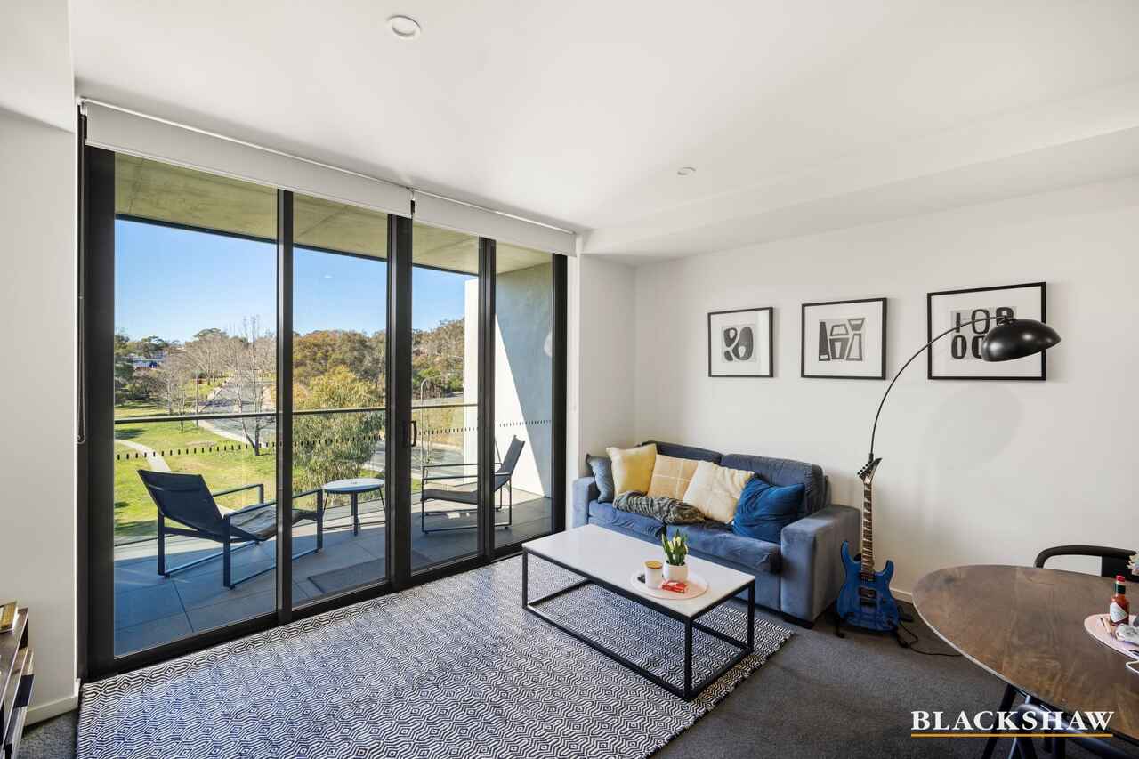 92/81 Constitution Avenue Campbell
