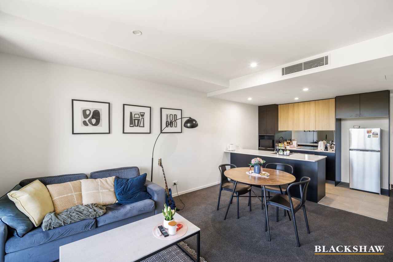 92/81 Constitution Avenue Campbell