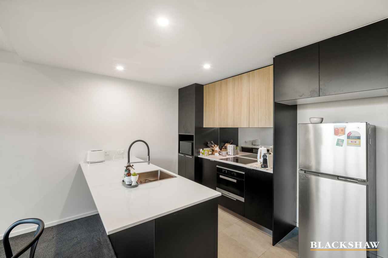 92/81 Constitution Avenue Campbell