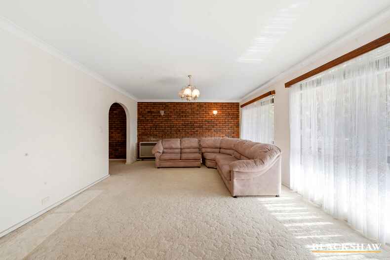 10 Oak Place Queanbeyan 10 Oak Place Queanbeyan