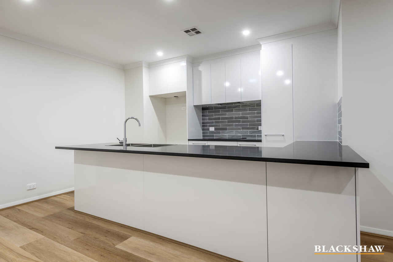 32 Dragon Street Throsby