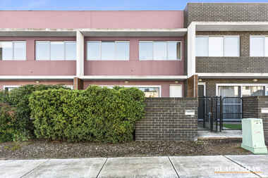 32 Chanter Terrace Coombs