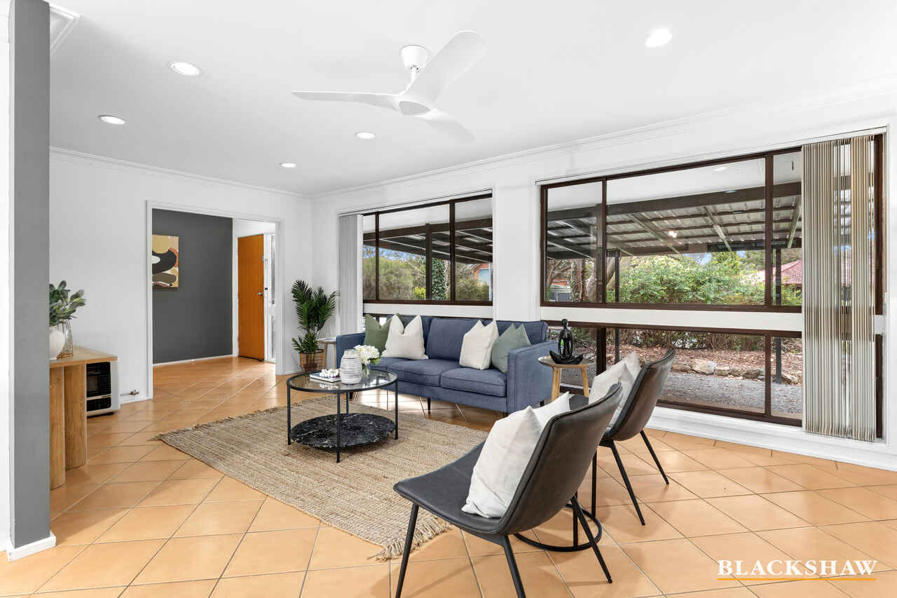 2 Hirschfeld Crescent Macgregor