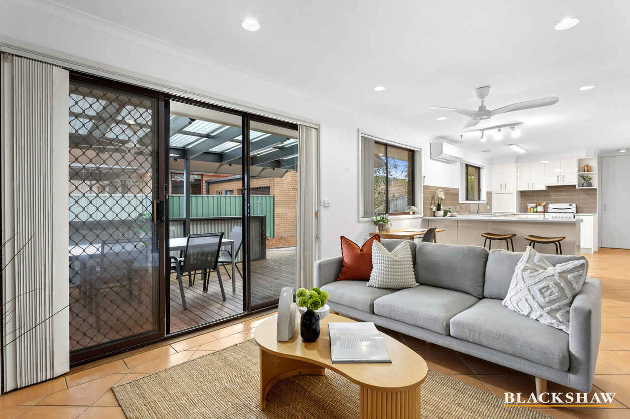 2 Hirschfeld Crescent Macgregor