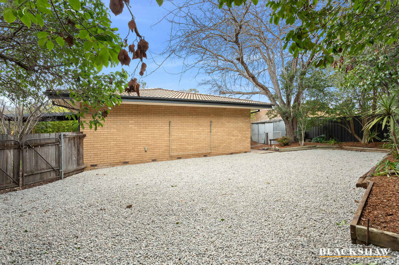 2 Hirschfeld Crescent Macgregor