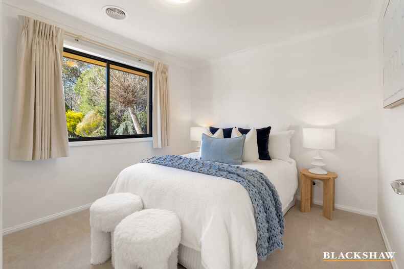 19 Nicholii Loop Jerrabomberra