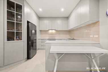 5/6 High Street Queanbeyan East