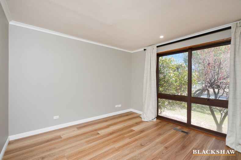 83 Buvelot Street Weston 83 Buvelot Street Weston