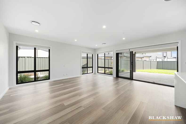 1 Heazlett Street Googong 1 Heazlett Street Googong