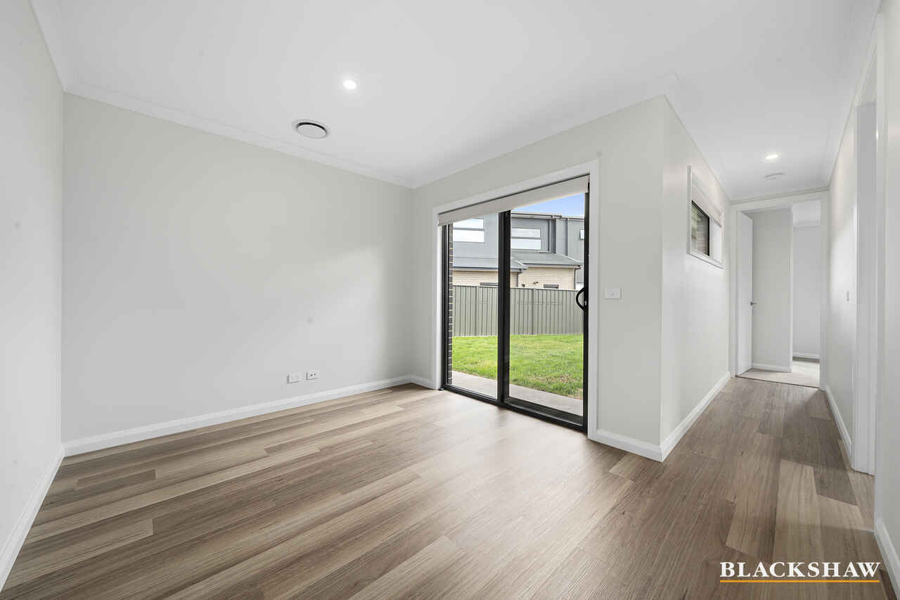 1 Heazlett Street Googong