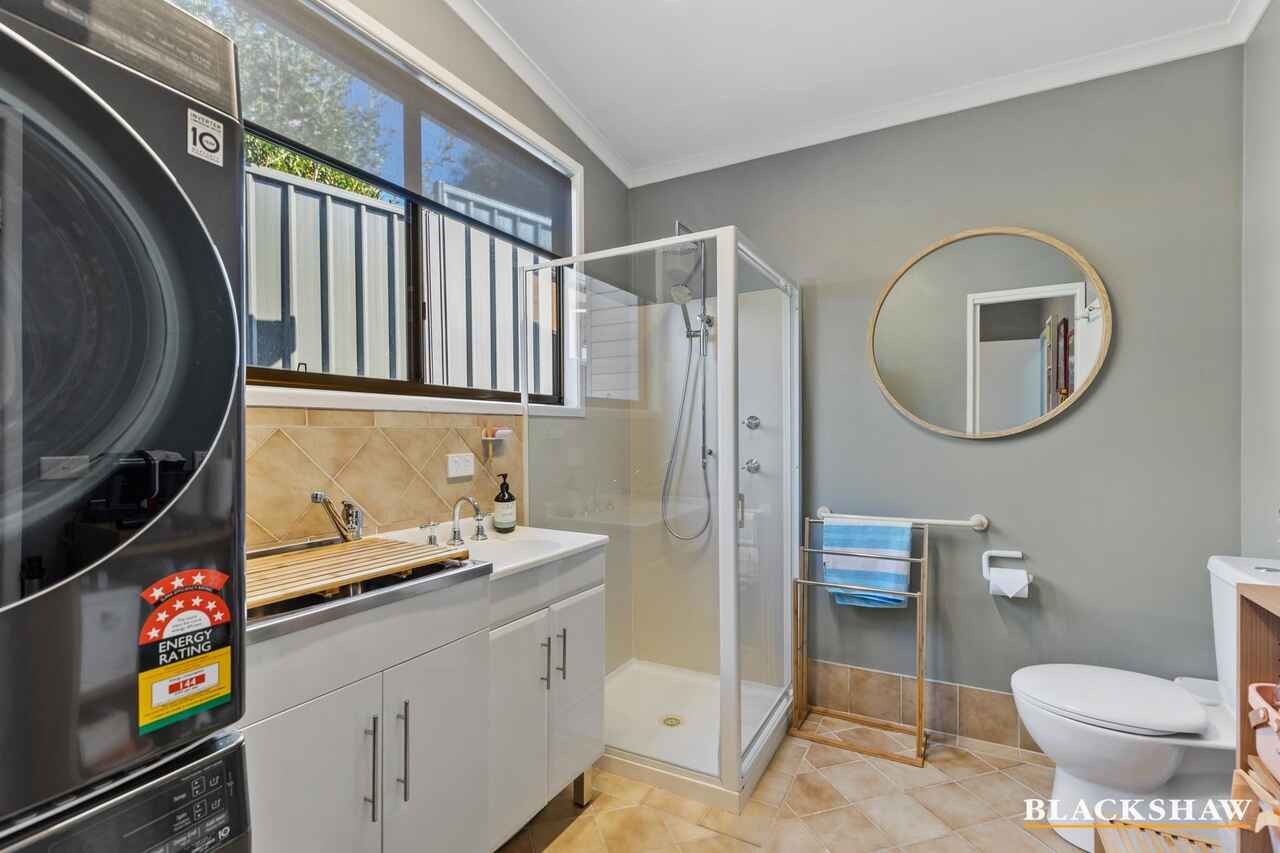 2 Pine Street Batehaven