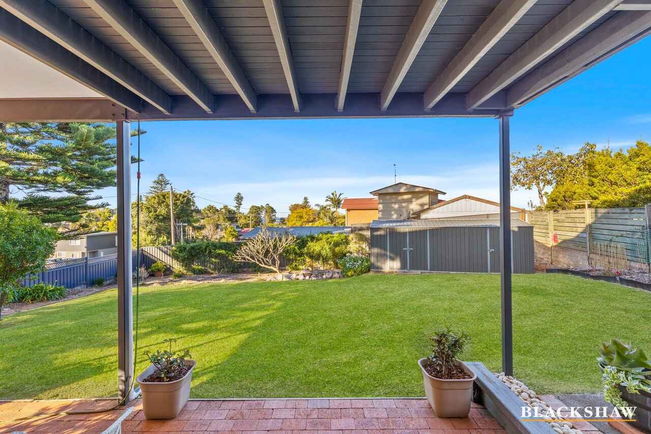 2 Pine Street Batehaven