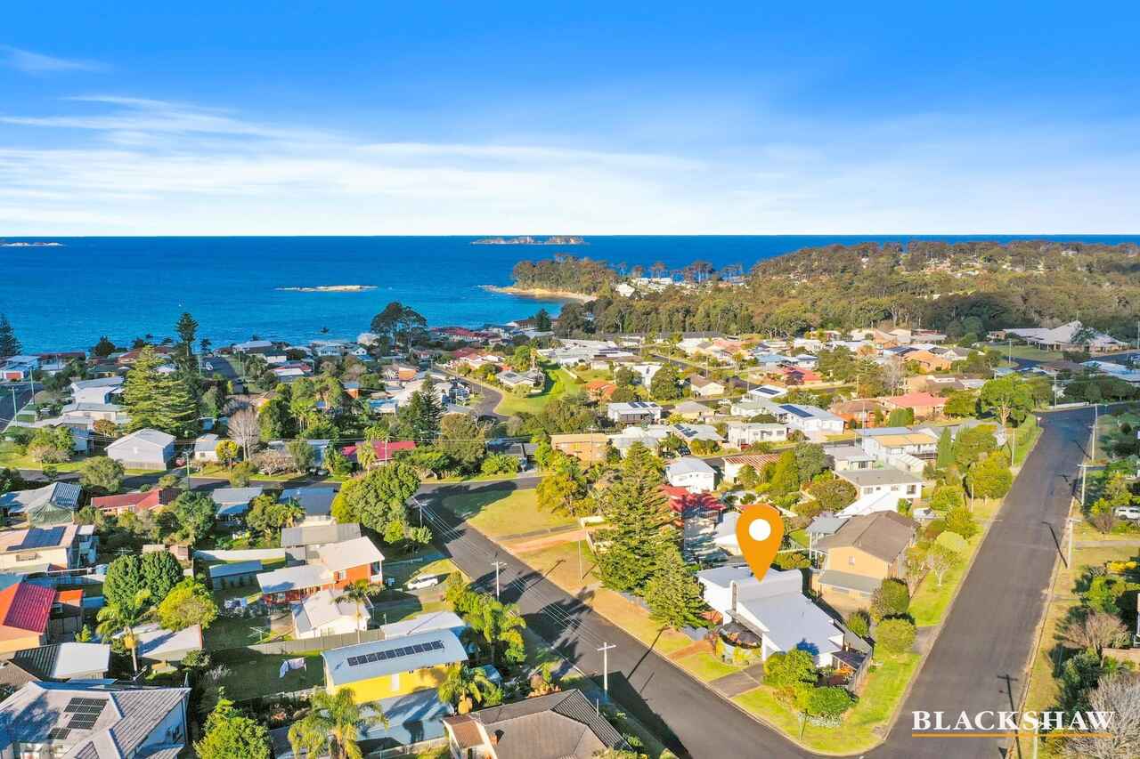 2 Pine Street Batehaven
