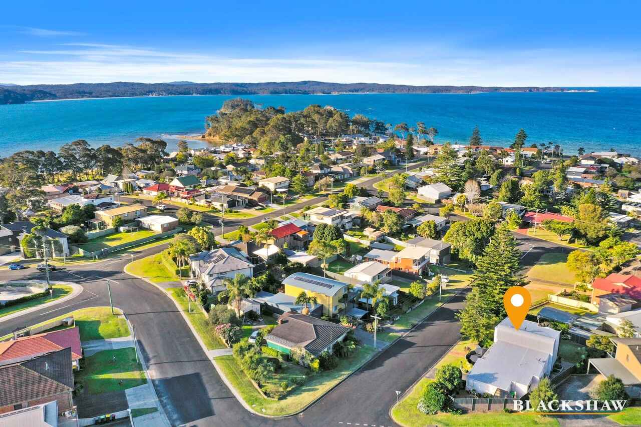 2 Pine Street Batehaven