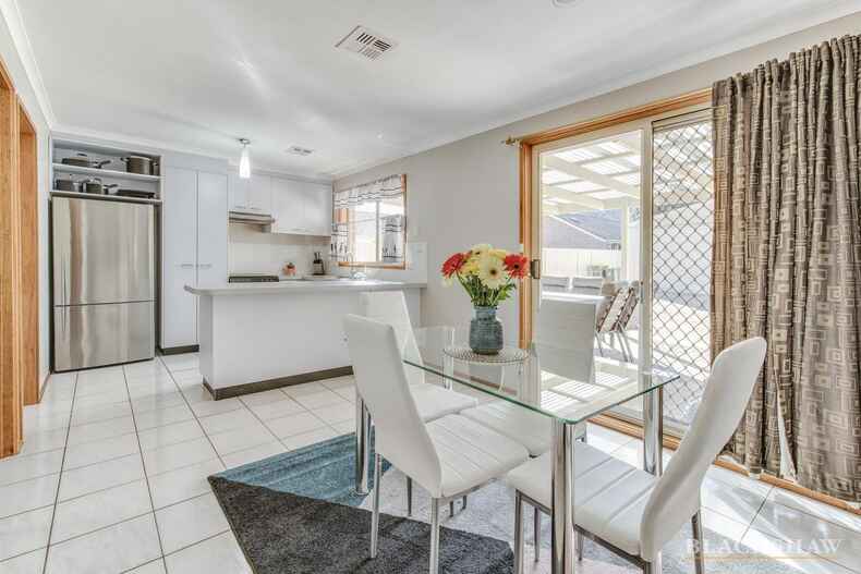 25 Pockett Avenue Banks
