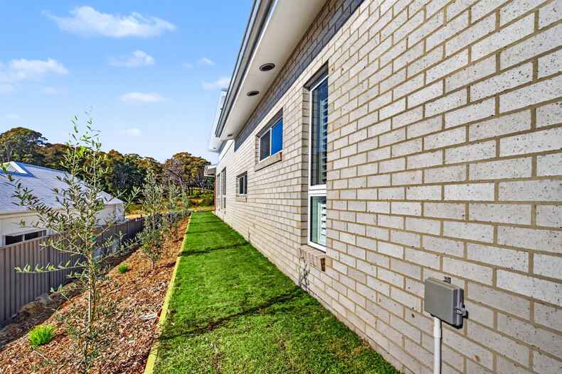 75 Saltwood Drive Rosedale