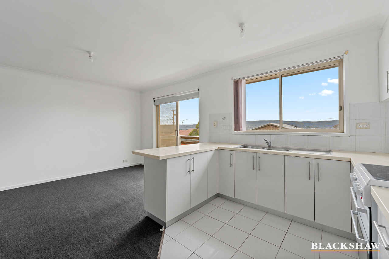 2/36 Kinsella Street Queanbeyan